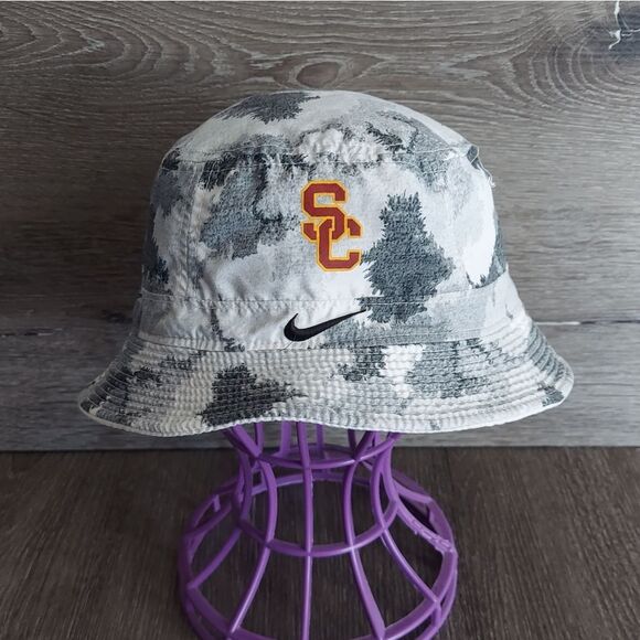 Nike USC Trojans Reversible White/Gray Camo Bucket Hat with Logo - Picture 1 of 4